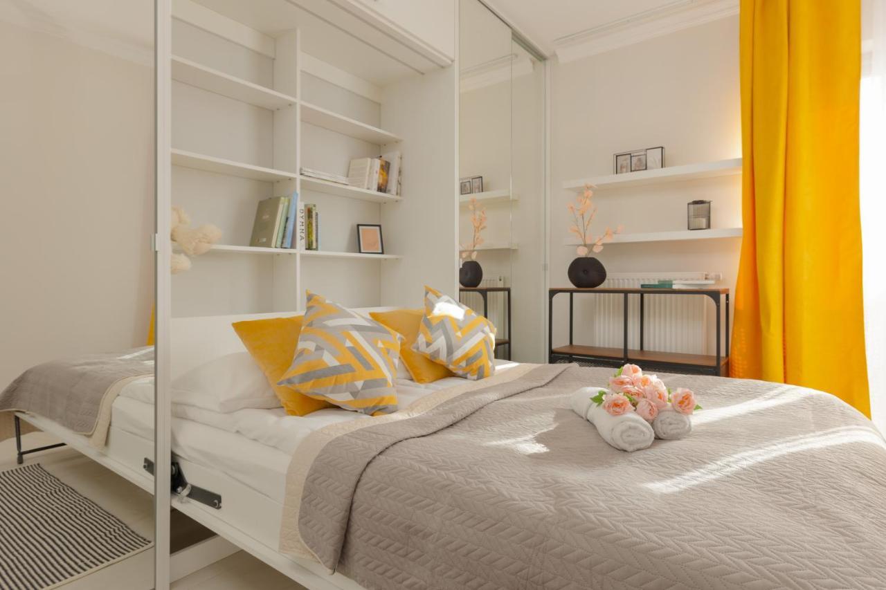 Lakeview Apartment Kapelanow Armii Krajowej By Noclegi Renters วอร์ซอ ภายนอก รูปภาพ