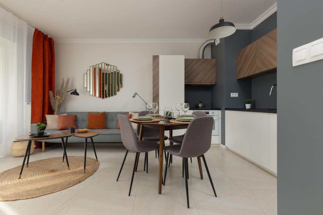 Lakeview Apartment Kapelanow Armii Krajowej By Noclegi Renters วอร์ซอ ภายนอก รูปภาพ